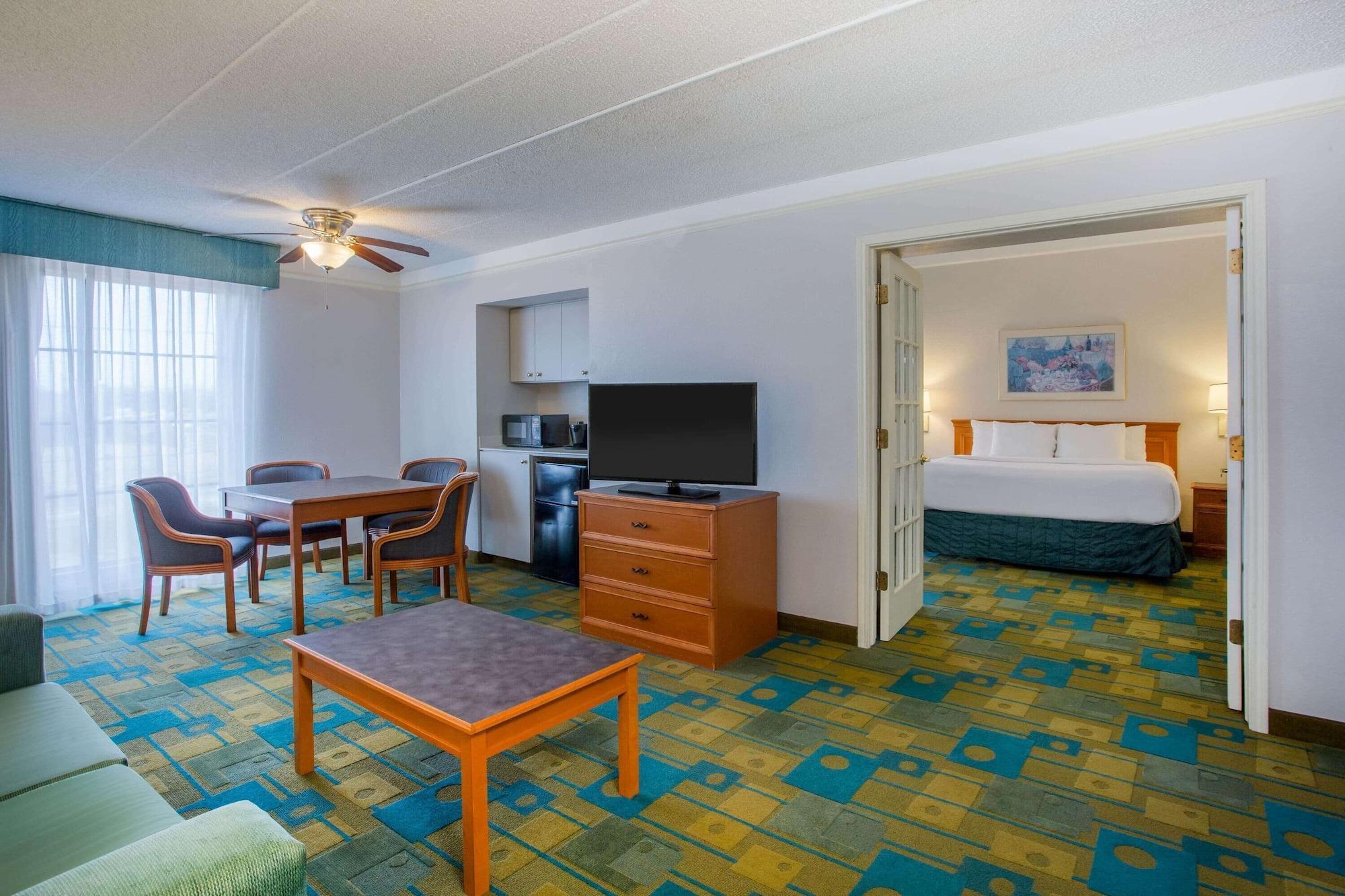 La Quinta Inn By Wyndham Norfolk Βιρτζίνια Μπιτς Εξωτερικό φωτογραφία